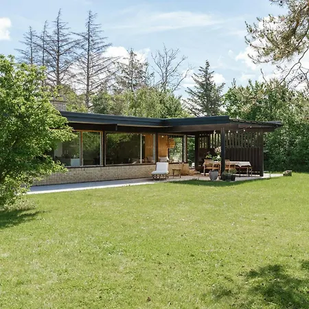 60s Style Near Tisvildeleje 度假居