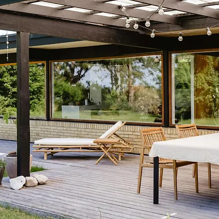 60s Style Near Tisvildeleje * Vejby