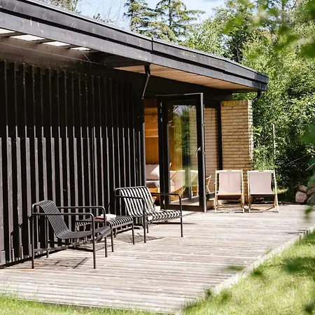 60s Style Near Tisvildeleje 度假居