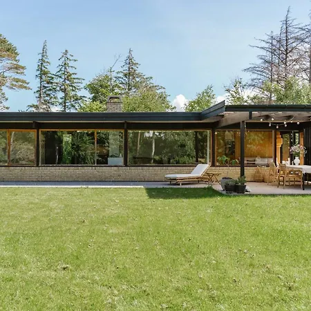 60s Style Near Tisvildeleje 度假居 Vejby